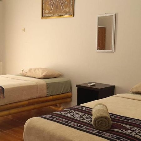 Selong Belanak Bungalows Esterno foto