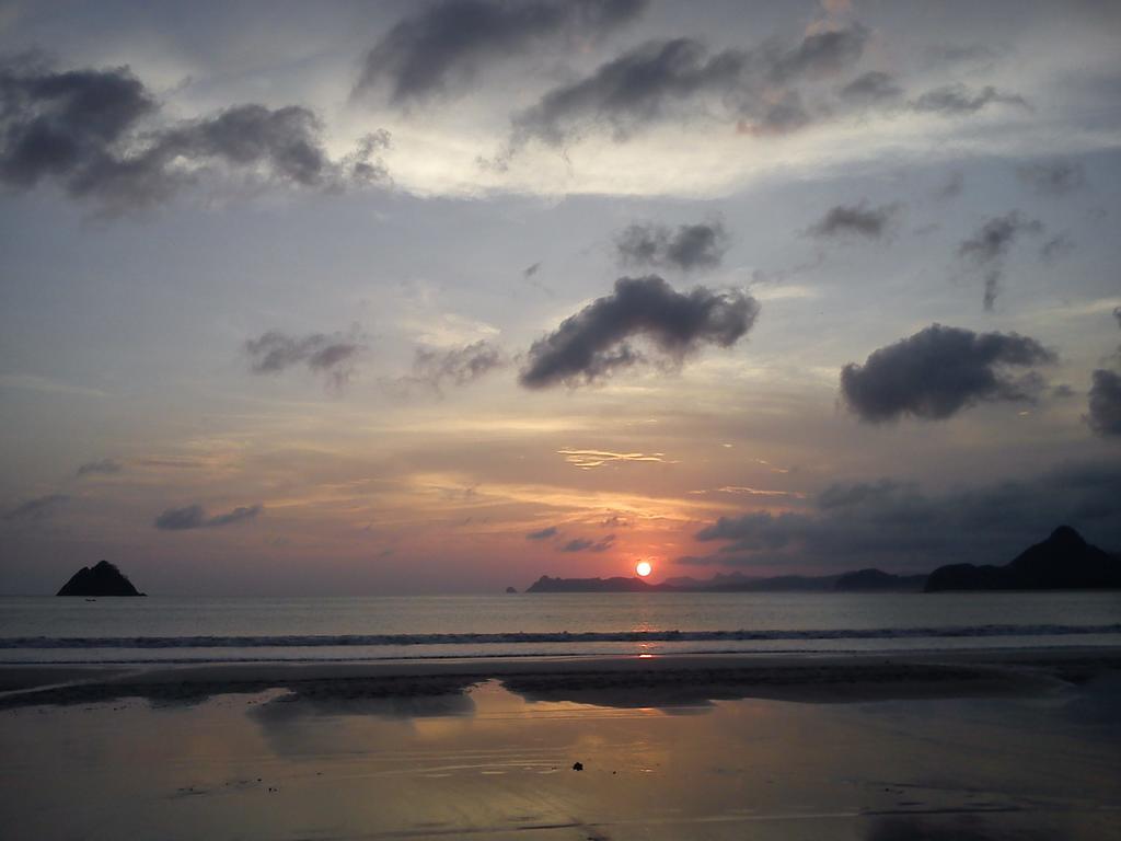 Selong Belanak Bungalows Esterno foto