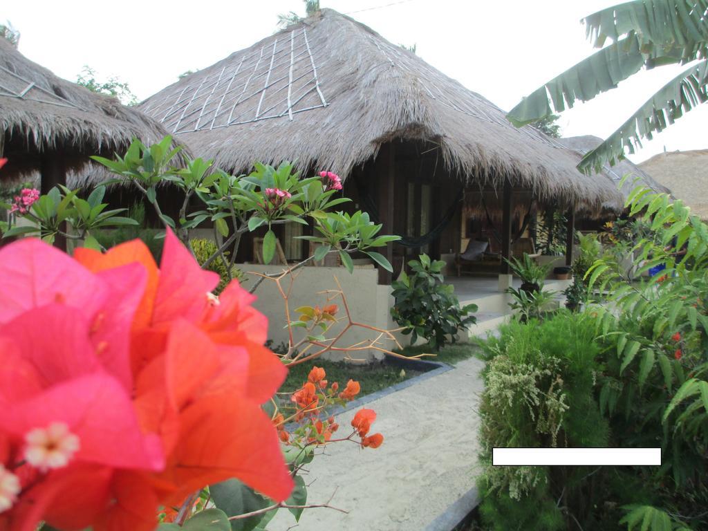 Selong Belanak Bungalows Esterno foto