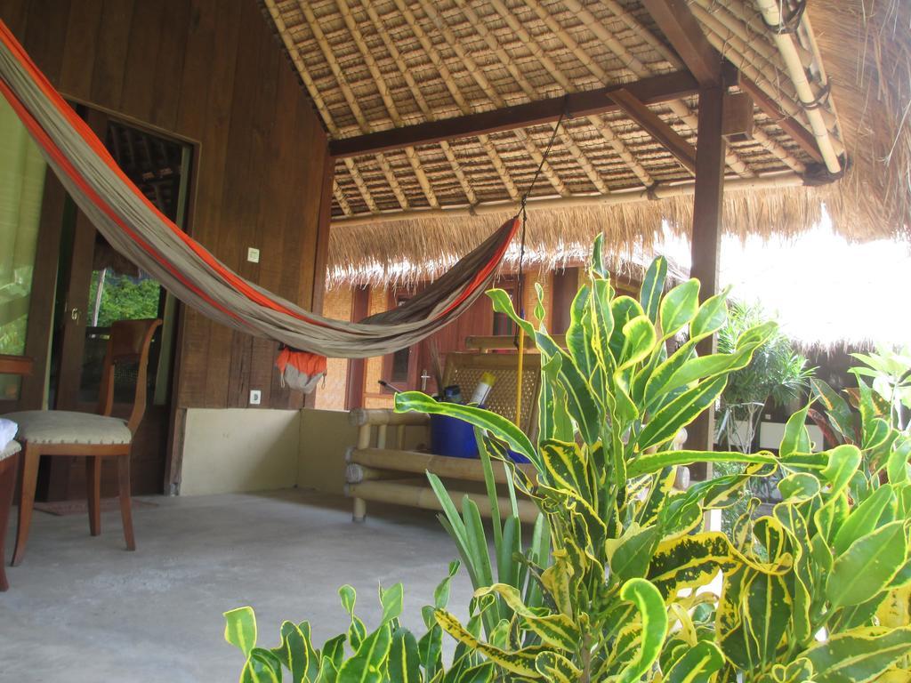 Selong Belanak Bungalows Esterno foto