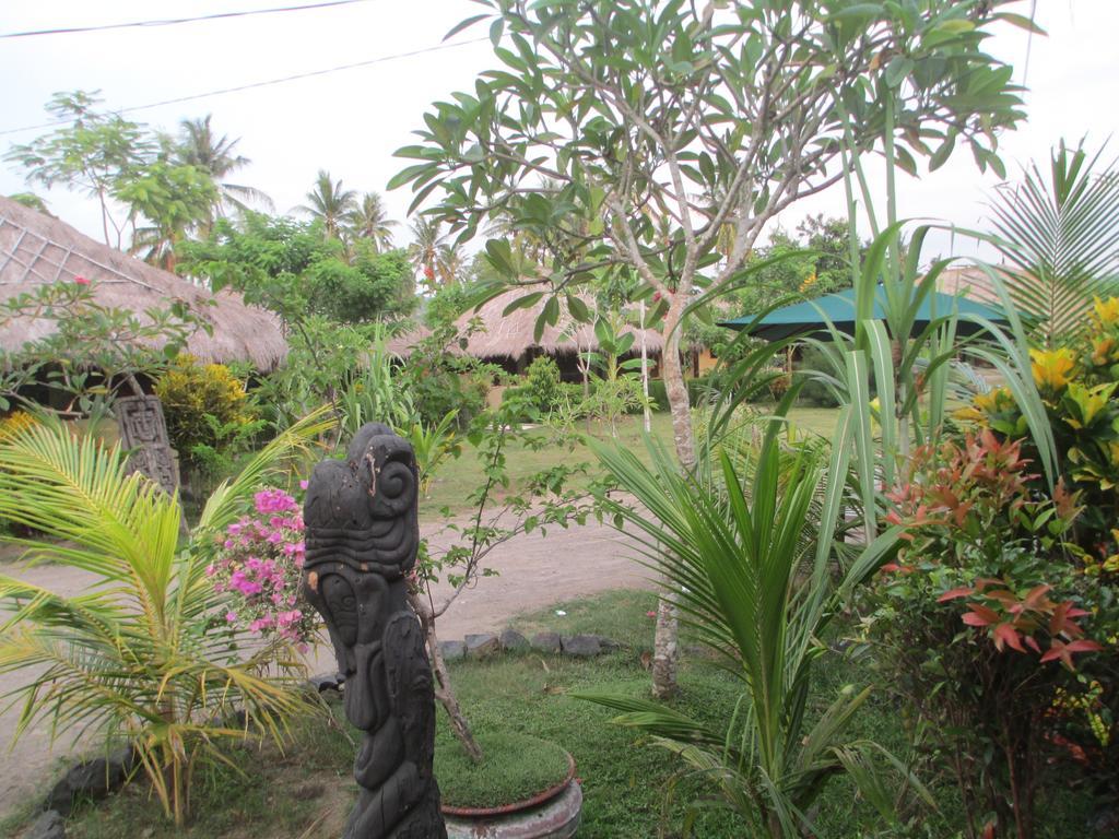 Selong Belanak Bungalows Esterno foto