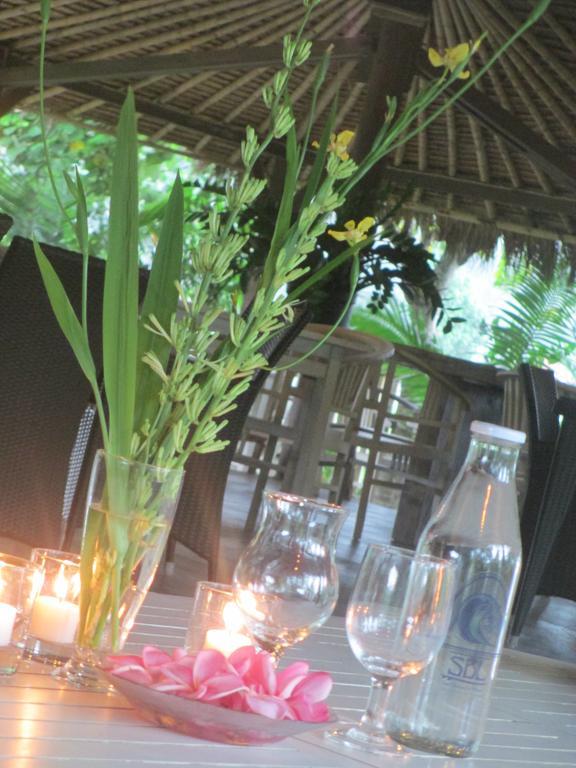 Selong Belanak Bungalows Esterno foto