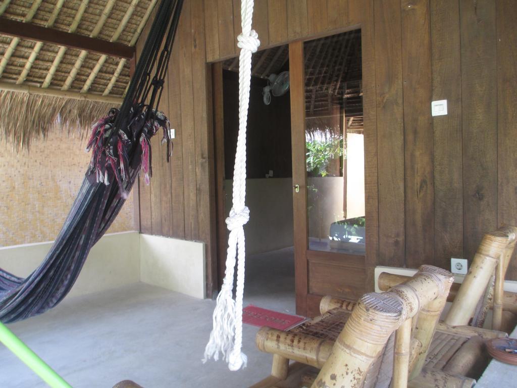 Selong Belanak Bungalows Esterno foto