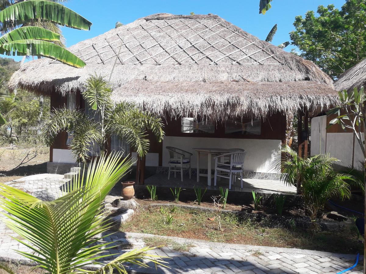 Selong Belanak Bungalows Esterno foto